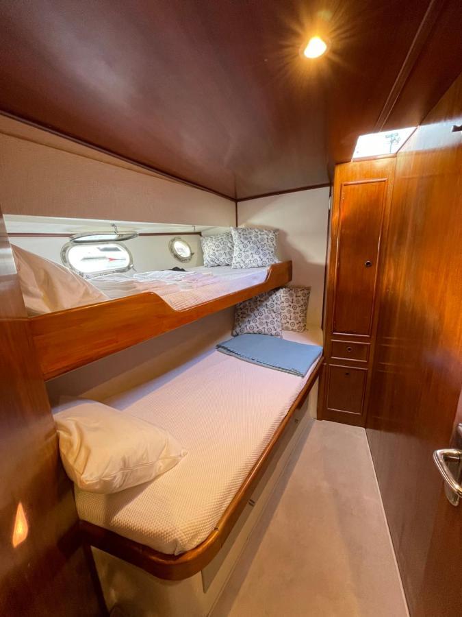 Infantman Yatch Hotell Vila Nova de Gaia Eksteriør bilde